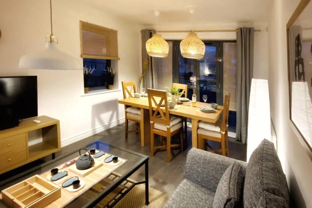 Japanese Style Muji Two-Bedroom Apt Swansea Exteriér fotografie