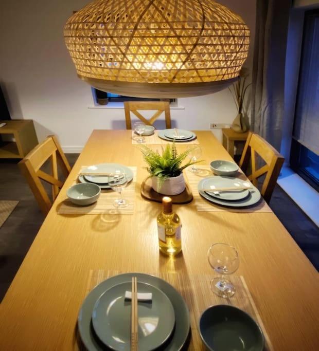 Japanese Style Muji Two-Bedroom Apt Swansea Exteriér fotografie